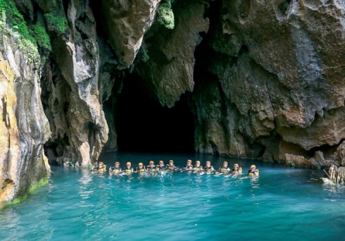 TOUR 1 NGÀY KHÁM PHÁ THUNG LŨNG SINH TỒN - HANG E