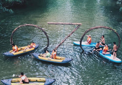 TOUR ĐỘNG PHONG NHA - CÔNG VIÊN OZO 1 NGÀY