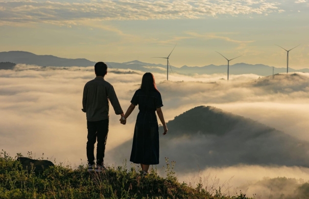 Điện gió Amaccao - địa điểm săn mây cực hot tại Quảng Trị