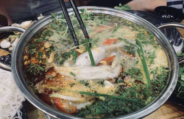 Lẩu cá khoai Quảng Bình – Tinh hoa ẩm thực “vương quốc hang động”