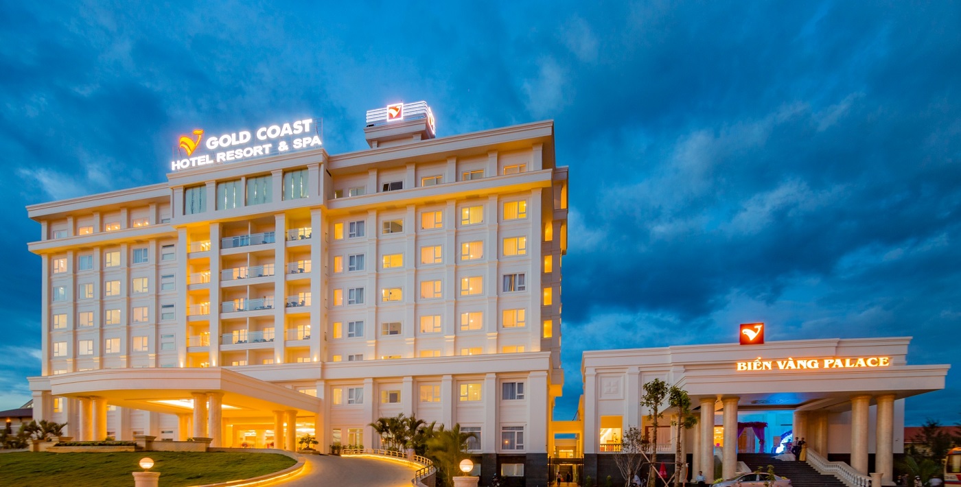 Gold Coast Hotel Resort & Spa hiện đại và tiện nghi