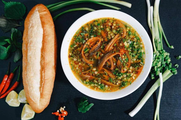 Món súp lươn siêu dinh dưỡng